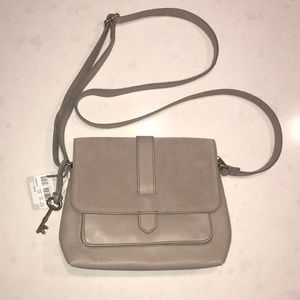Brand new fossil crossbody bag never worn with tag